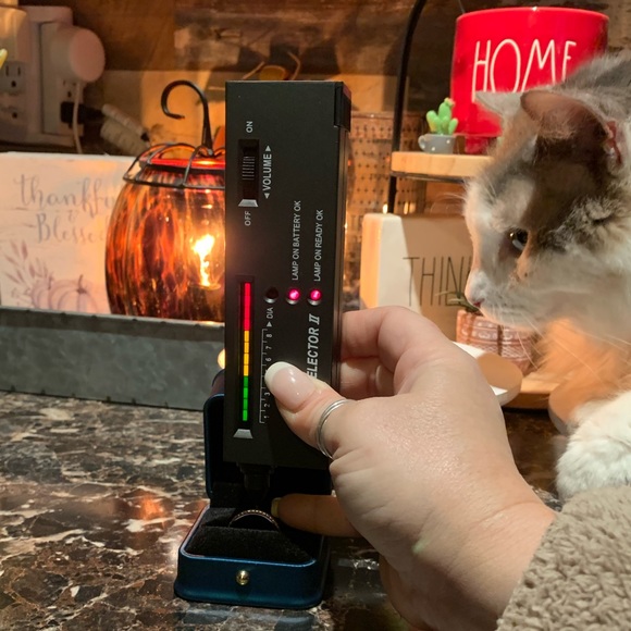 1.8mm Moissanite Half Eternity Ring 925 sterling silver layered 14k rose gold - Picture 4 of 6